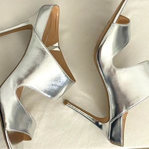 Beautiful Charles by Charles David Mules/Sandals. Size 10. Like new.